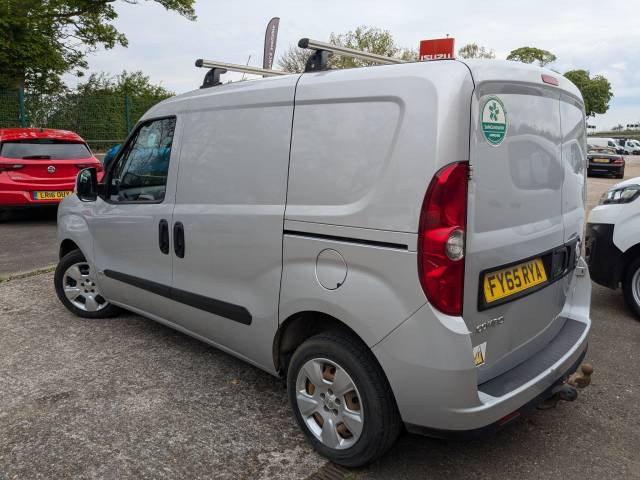 2015 Vauxhall Combo 2000 1.3 CDTI 16V H1 Sportive Van
