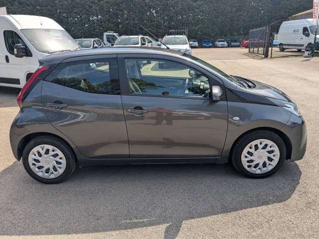 2021 Toyota Aygo 1.0 VVT-i X-Play TSS 5dr