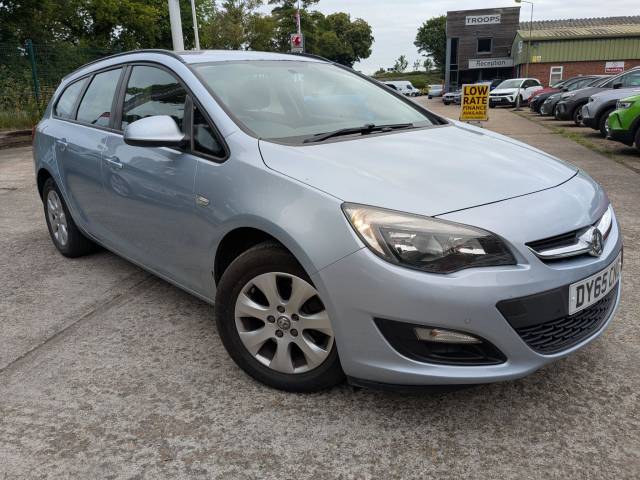Vauxhall Astra 1.6 CDTi 16V ecoFLEX Design 5dr Estate Diesel SILVER