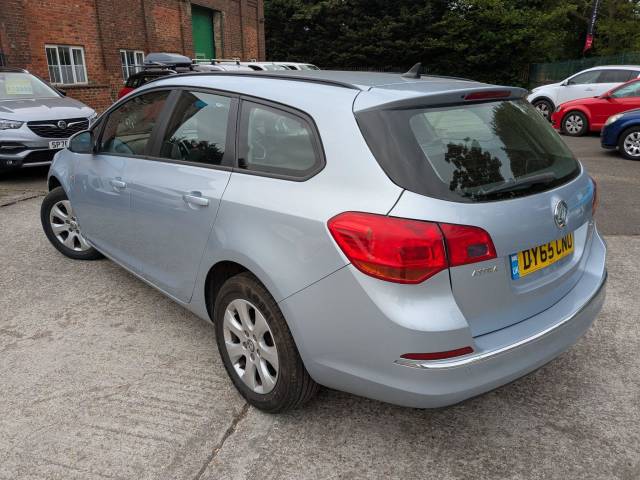 2016 Vauxhall Astra 1.6 CDTi 16V ecoFLEX Design 5dr