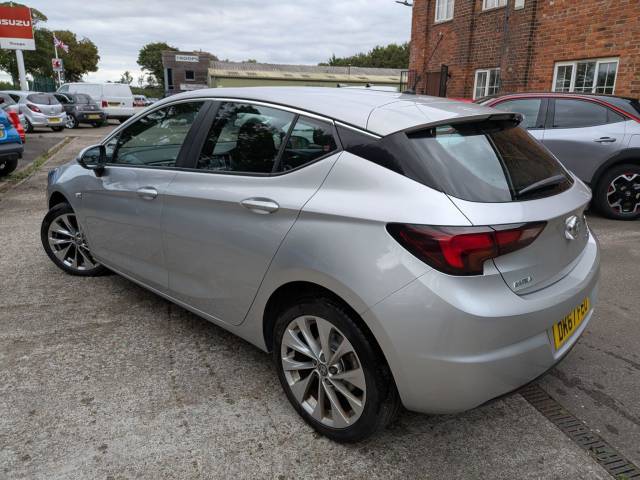 2018 Vauxhall Astra 1.4T 16V 125 Design 5dr