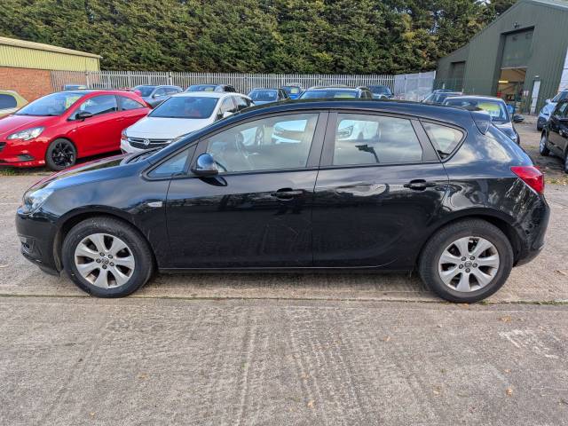 2015 Vauxhall Astra 1.6i 16V Design 5dr