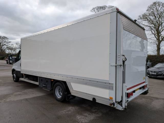2022 Iveco Daily 70C Class 70C18 3.0 TD 72.180 Enclosed Transporter