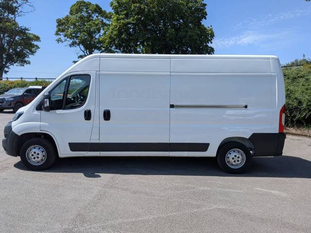 2019 Peugeot Boxer 2.2 BlueHDi H2 Professional Van 140ps