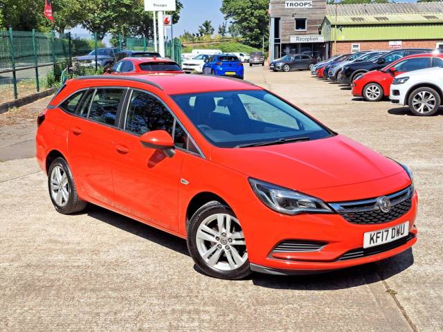 Vauxhall Astra 1.4T 16V 125 Design 5dr Estate Petrol RED