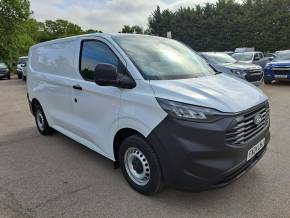 FORD TRANSIT CUSTOM at Troops Leadenham