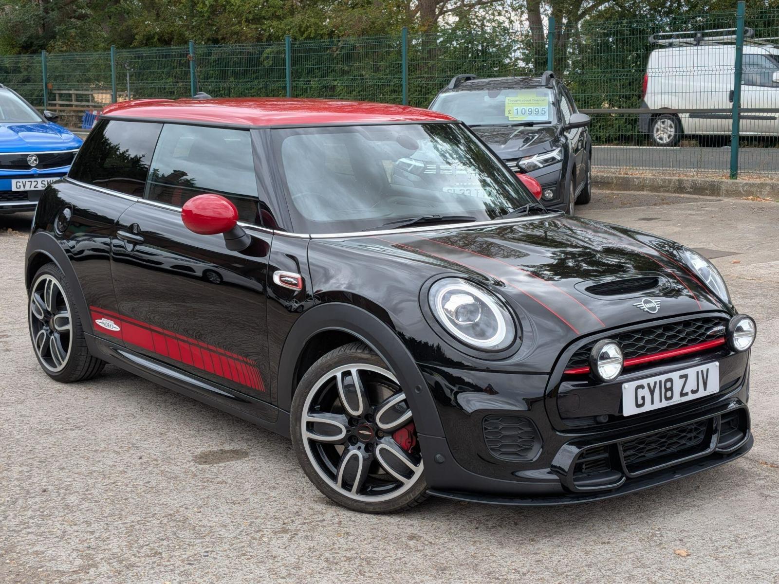 2018 Mini Hatch