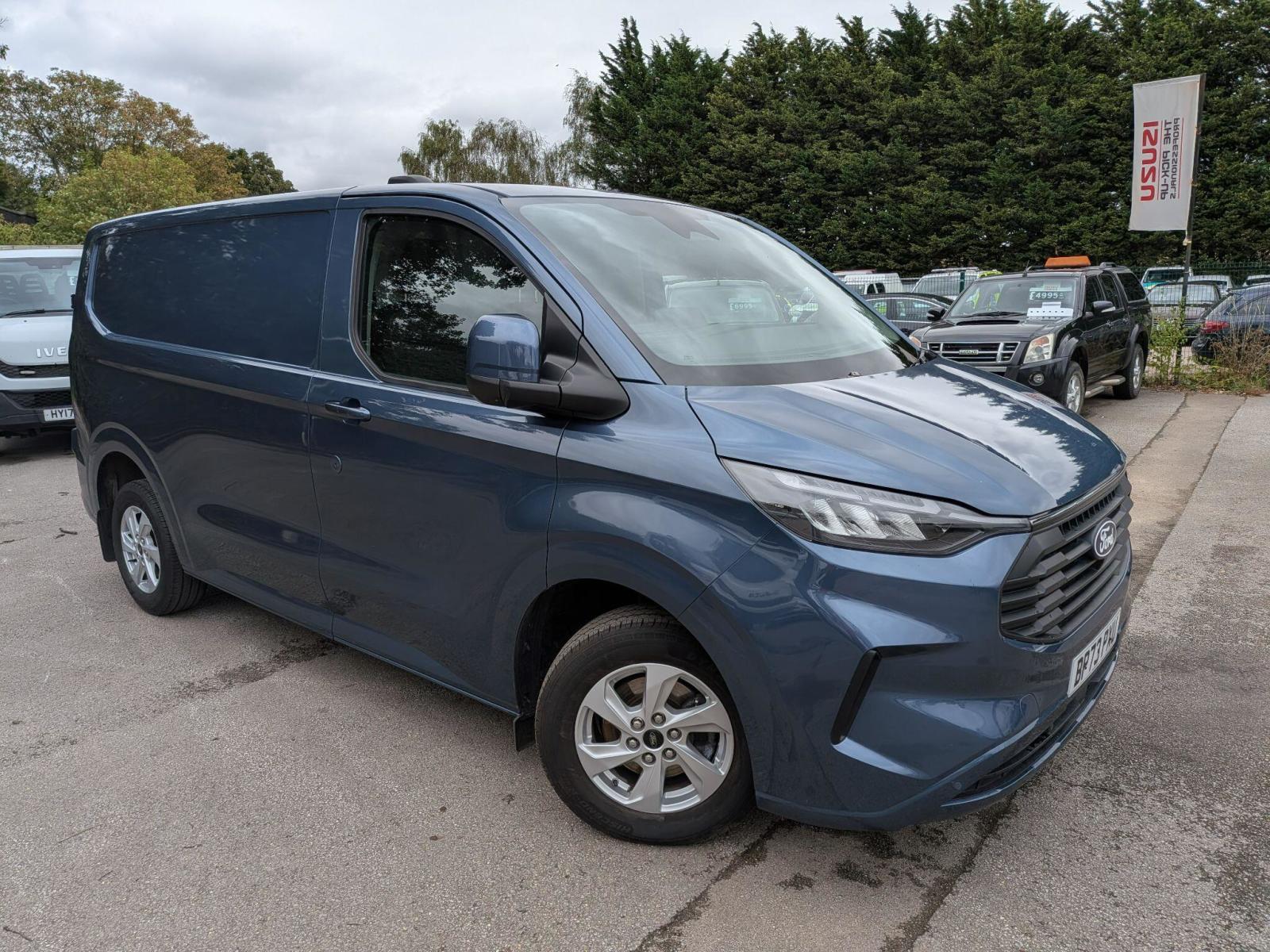 2023 Ford Transit Custom