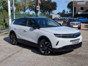 VAUXHALL GRANDLAND at Troops Leadenham